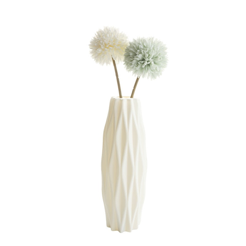 Modern Flower Vase Arrangement