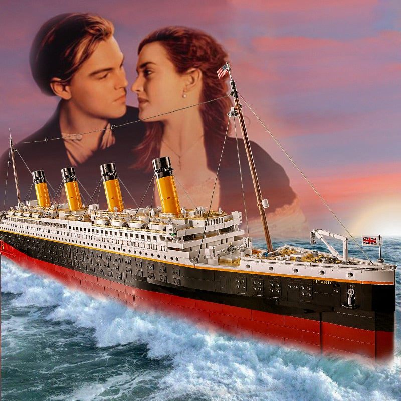 Hot Film Titanic Large Cruise Ship Model Building Blocks DIY