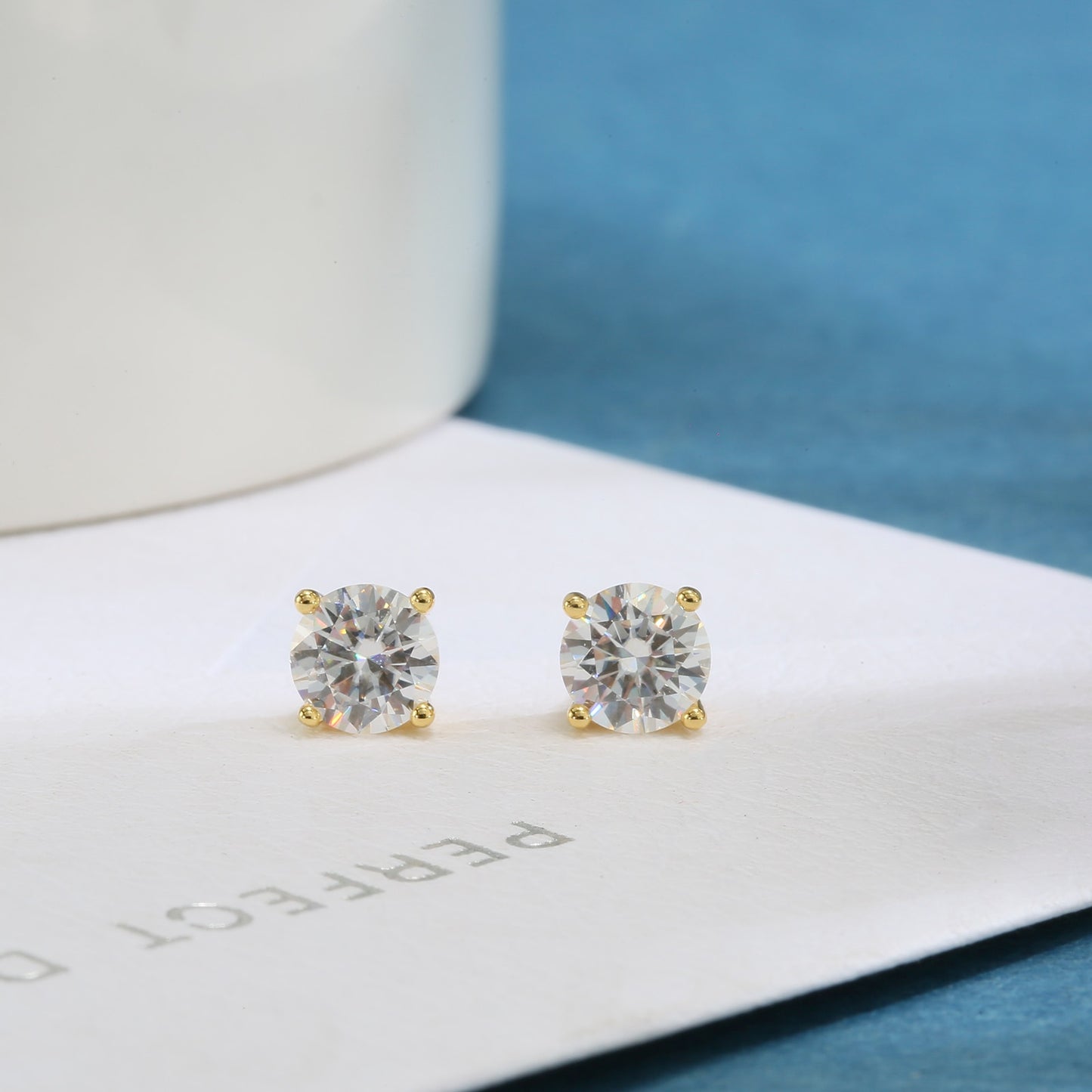 0.6-4 Carat 18K Gold 925 / Sterling Silver Moissanite Earrings