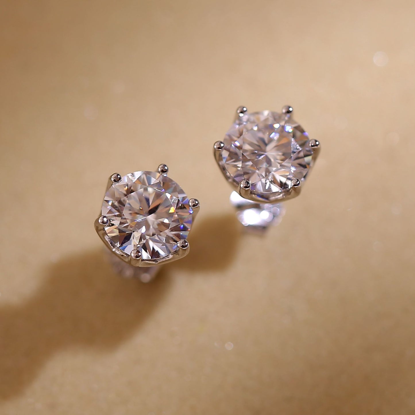 D Color 2-4CT Moissanite  Stud Earrings